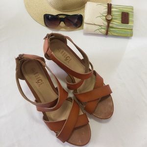 Rouge helium wedges ~size 9